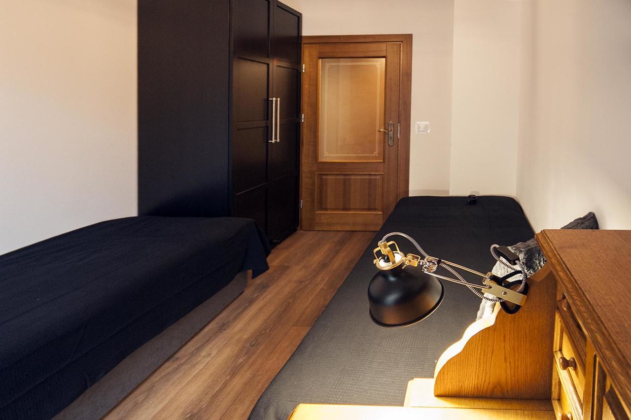 Very Berry - Orzeszkowej 10 - Mtp Apartment, Parking, Balcony, Check In 24H Poznań Eksteriør bilde